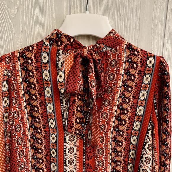 LOFT Red Print Tie Back Long Sleeve Top XS NWT - Picture 7 of 8